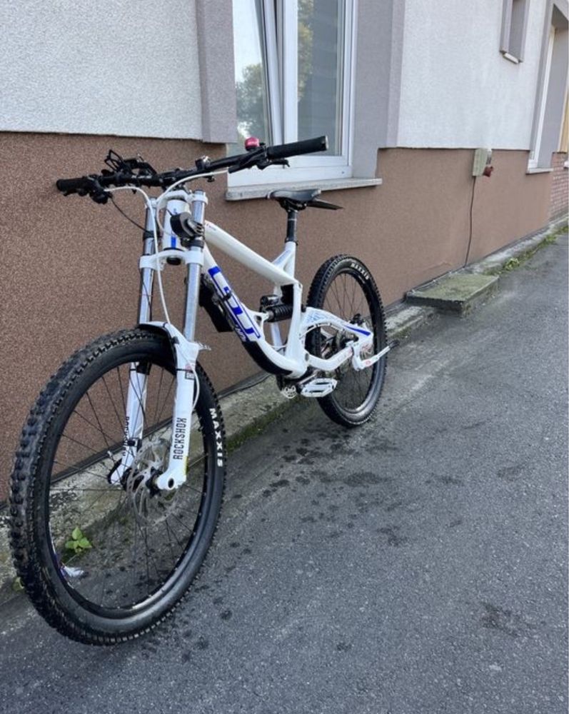 Rower GT furry elite DH rozmiar  L