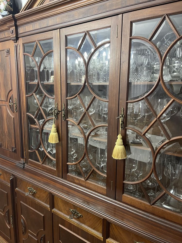 Móvel louceiro sala