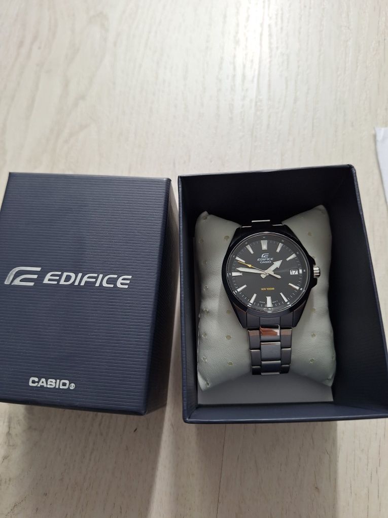 Zegarek Casio EFV - 100D- 1AV