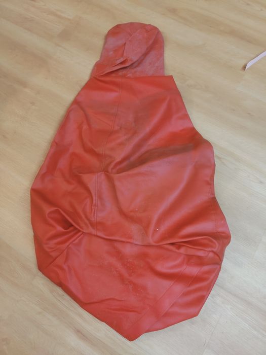 Puff vazio em Napa com fecho