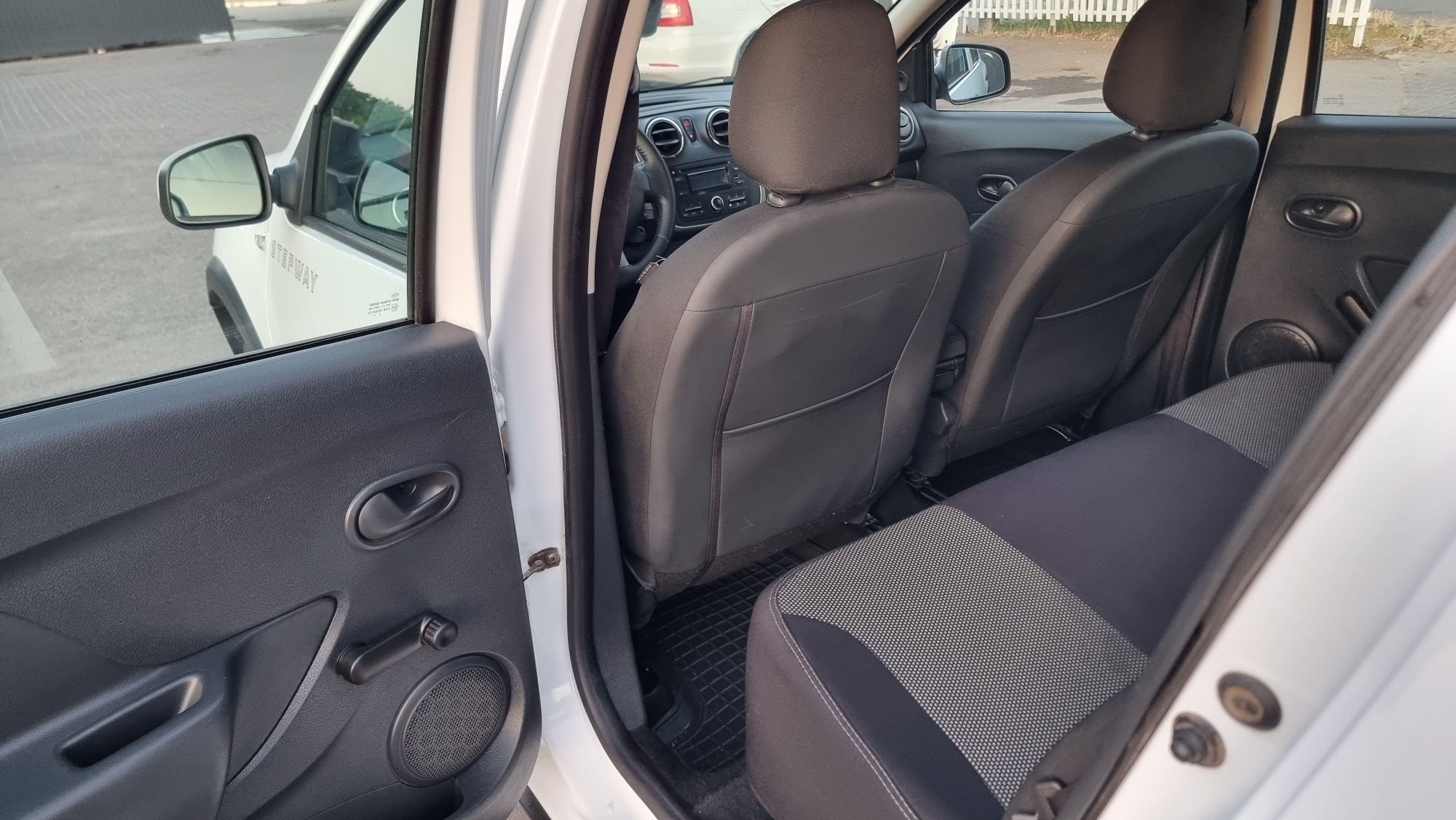 Дачія,Рено Сандеро Степвей.Dacia, Renault Sandero STEPWAY