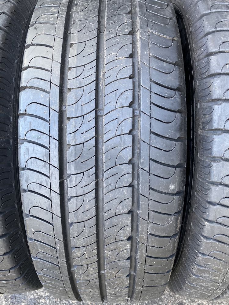 Шини/резина 215/65 R15C good year efficient grip