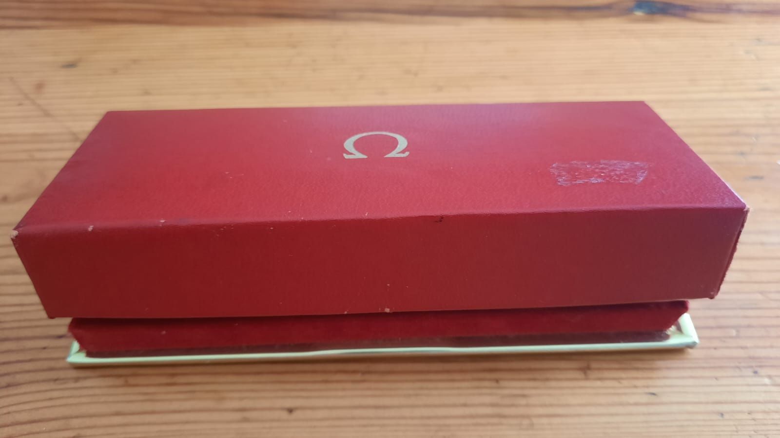 Etui zegarka Omega