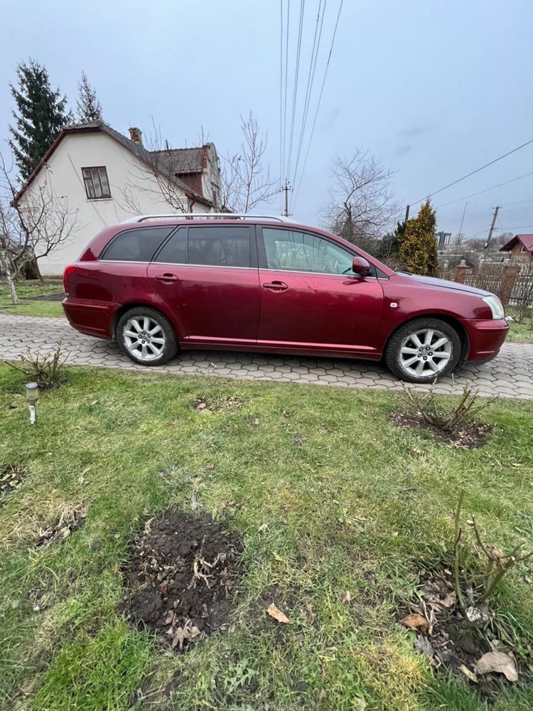 Toyota avensis 1.8