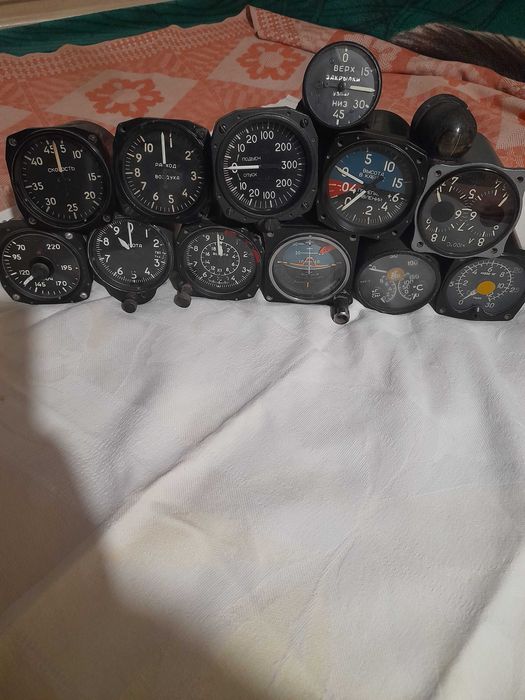 Продаю авио приборы оптом
