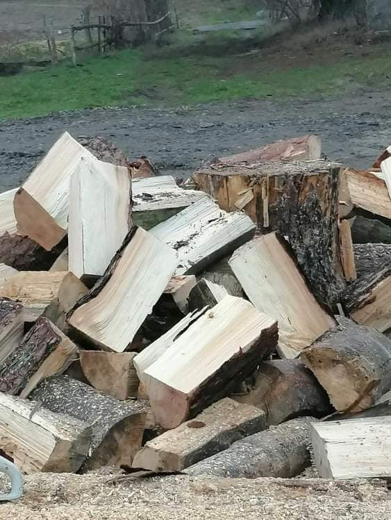 Drewno opałowe rąbane