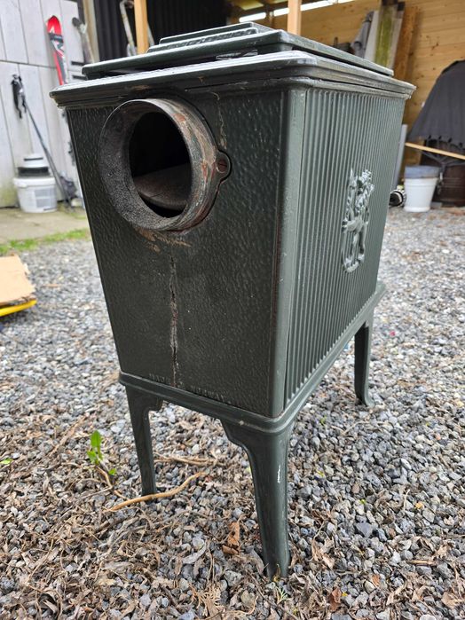 Norweski zdobiony piec żeliwny - Jotul 602 Jøtul