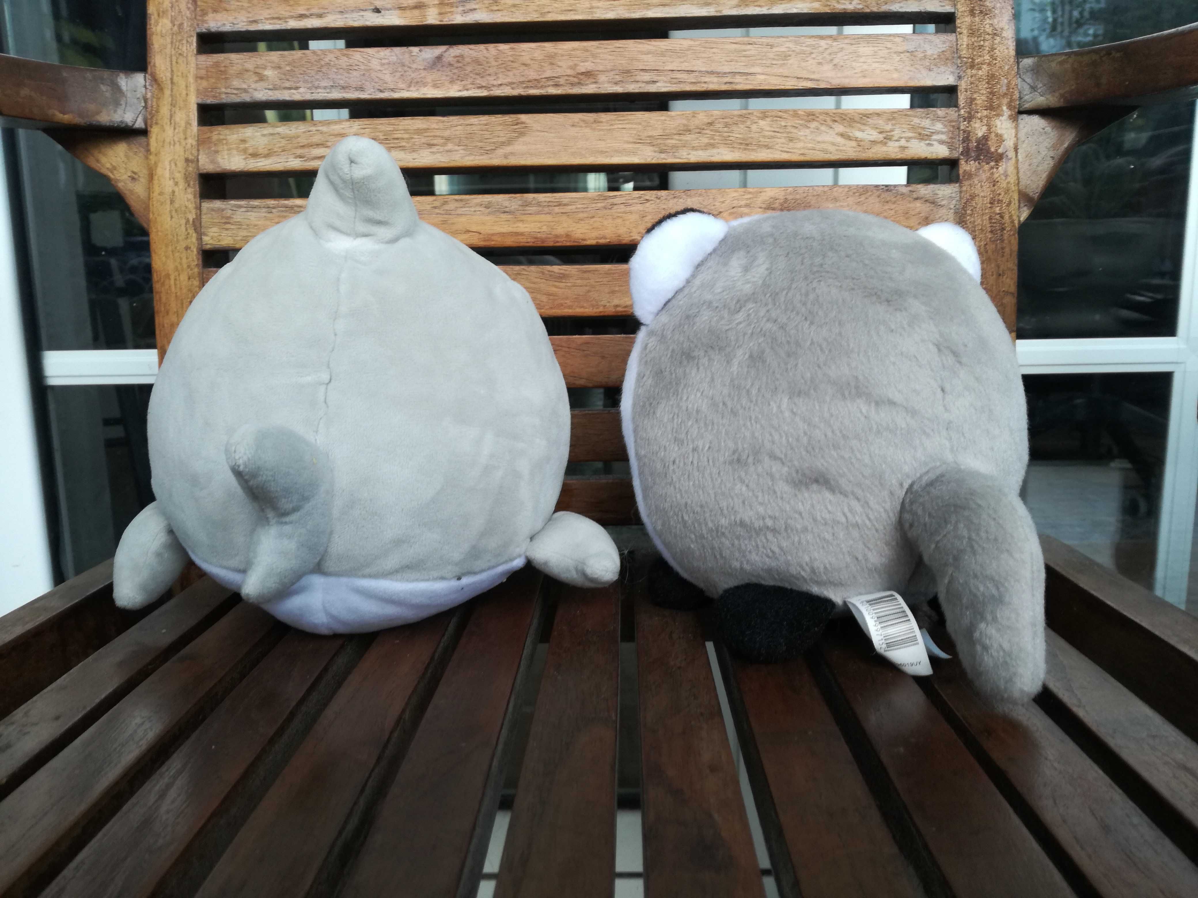 Peluches fofinhos Texugo e Baleia