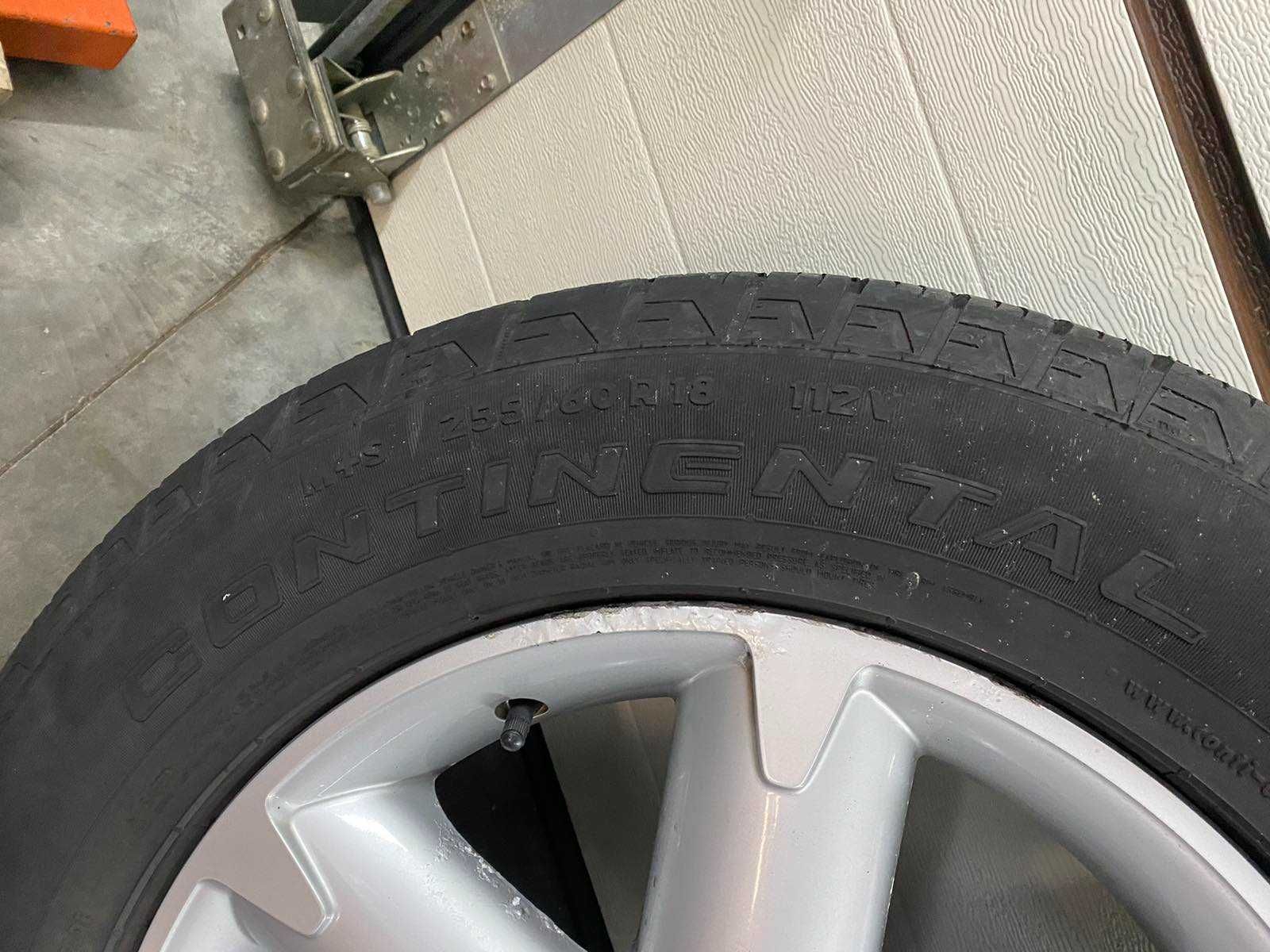 Шини резина покришки Continental Cross Contact LX 255/60 R18 2019р.