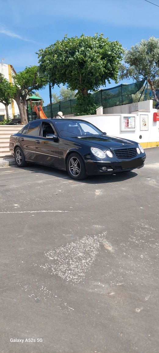 Mercedes E220 CDI ano2003 com películas averbadas insp10/2026 pneu nov