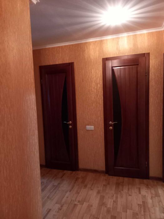 Продам 3-к квартиру, Южный мкрн, ул. Владимира Украинца