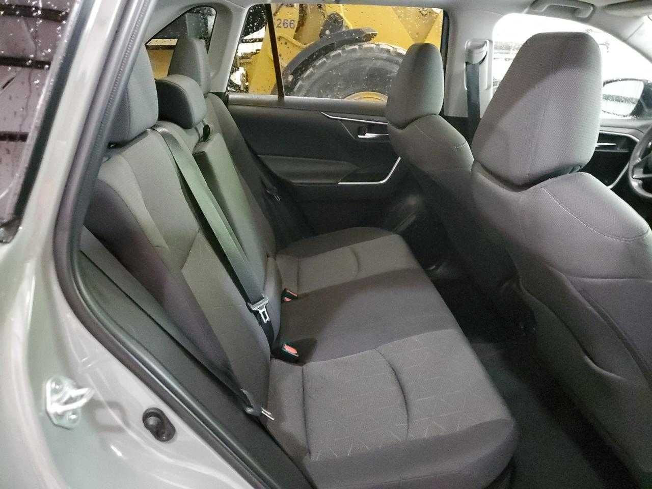 2022 Toyota Rav4 XLE Hybrid ГІбрид