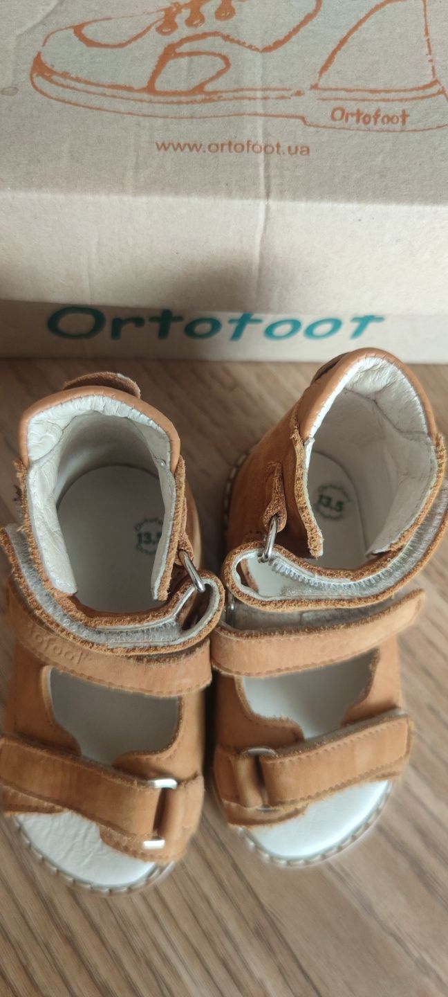Сандалі дитячі ортопедичні Ortofoot . Розмір 13,5. Нові!
