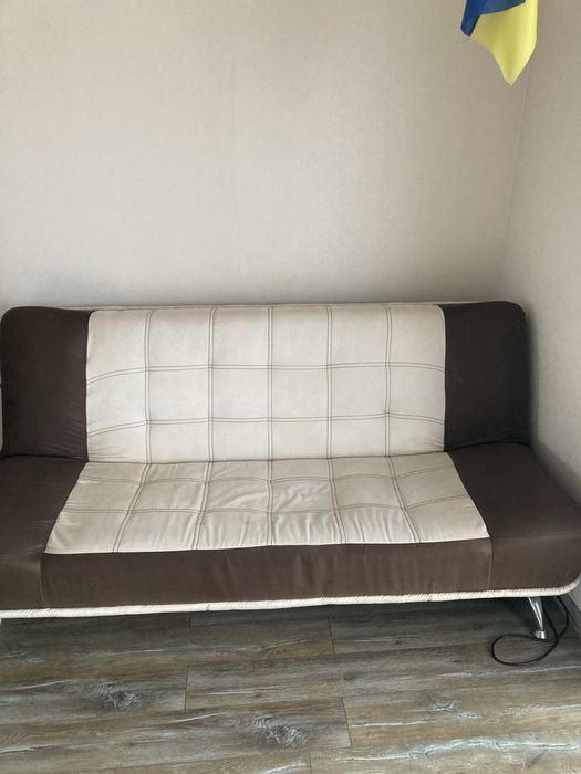 Б/в диван самовиніс