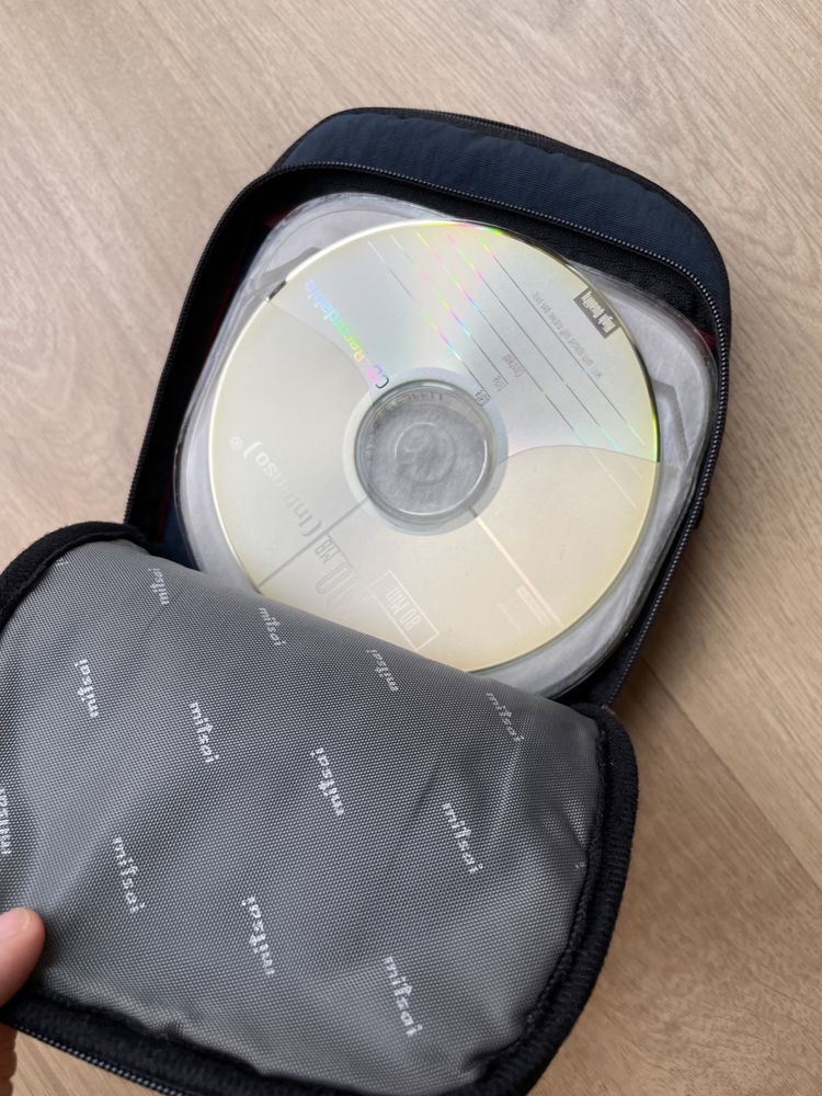 Capa bolsa mala de Walkman e cd s marca mitsai