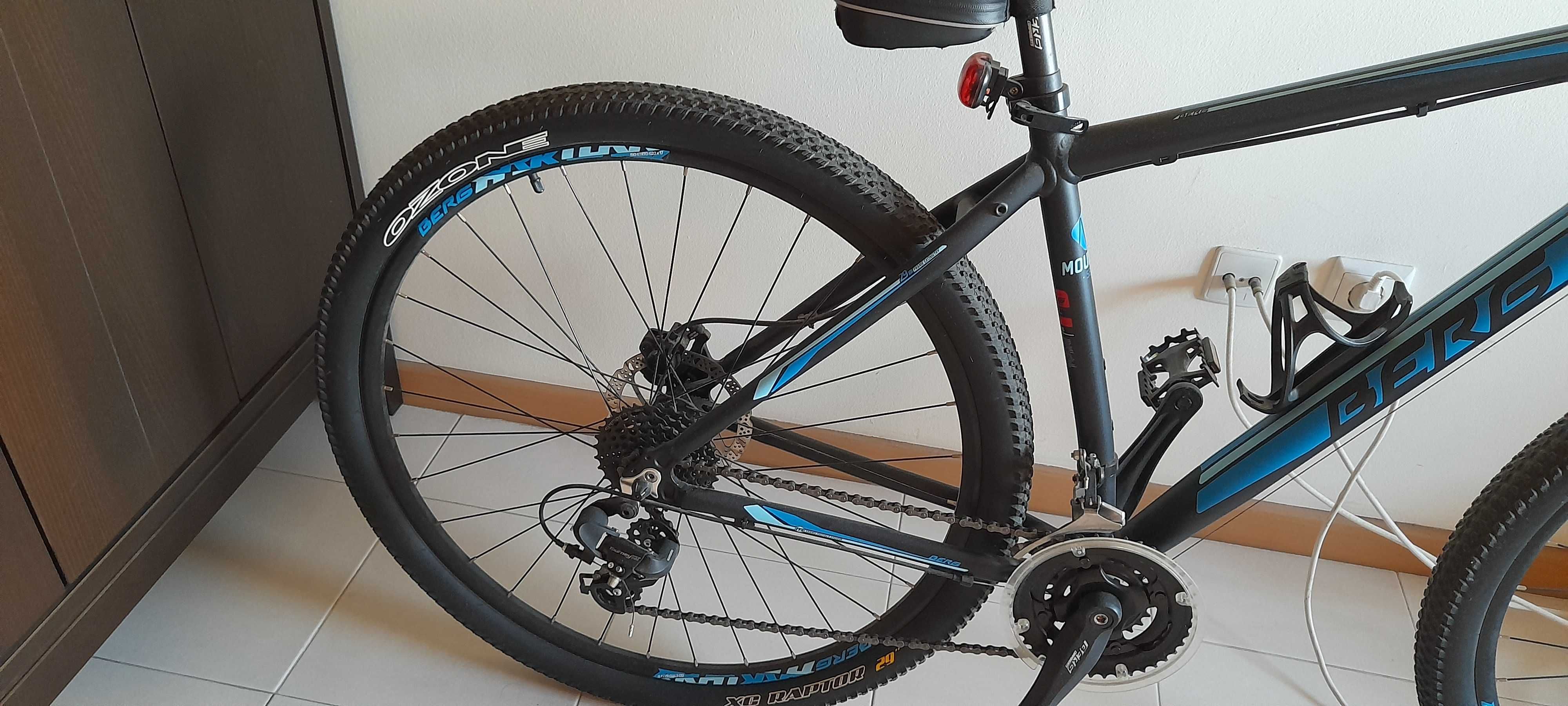 Bicicleta BTT Berg NOVA Trail Rock L roda 29