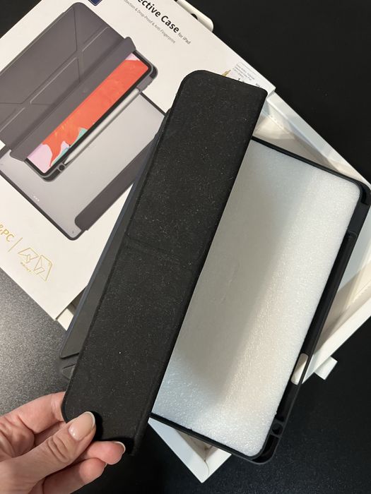 Чехол для iPad 10.9 и 11