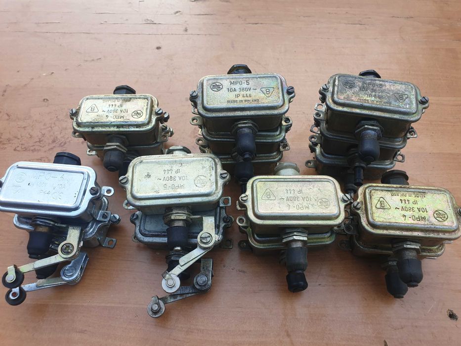 Krańcowe Wyłączniki  MPO-4 Metalowe  Polskie 5sztuk nowe reszta używan