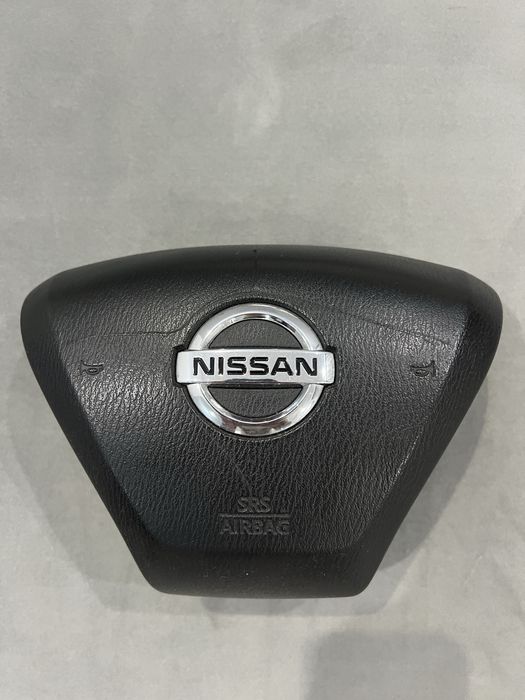 Продам подушку безпеки в кермо Nissan Pathfinder