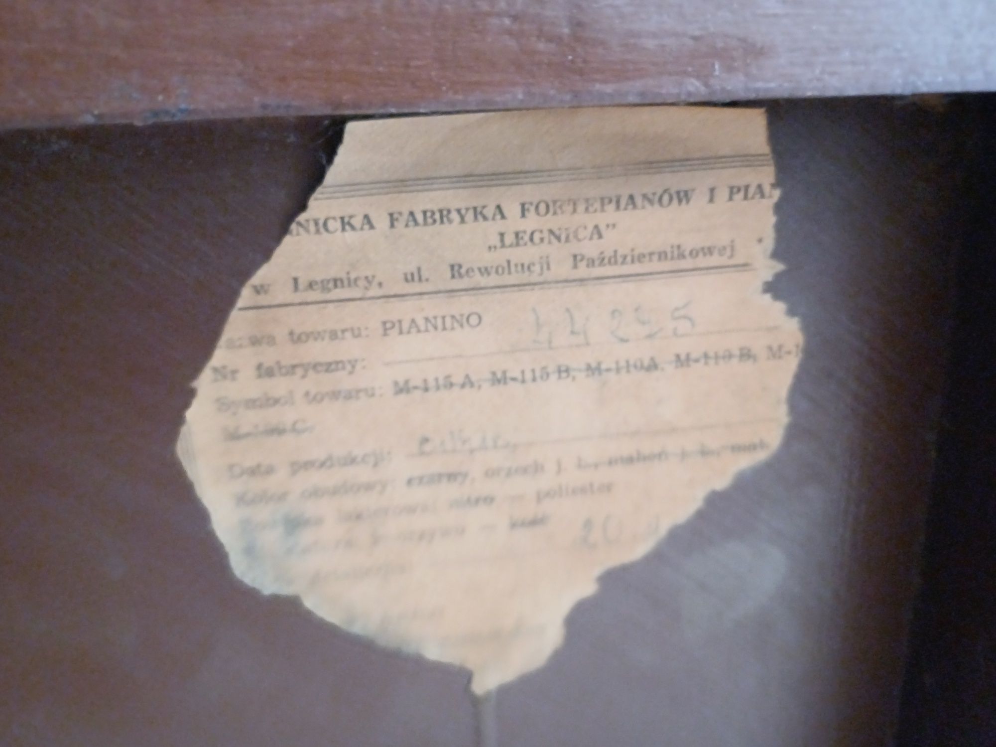 Pianino Calisia 87r., Legnica 68r.