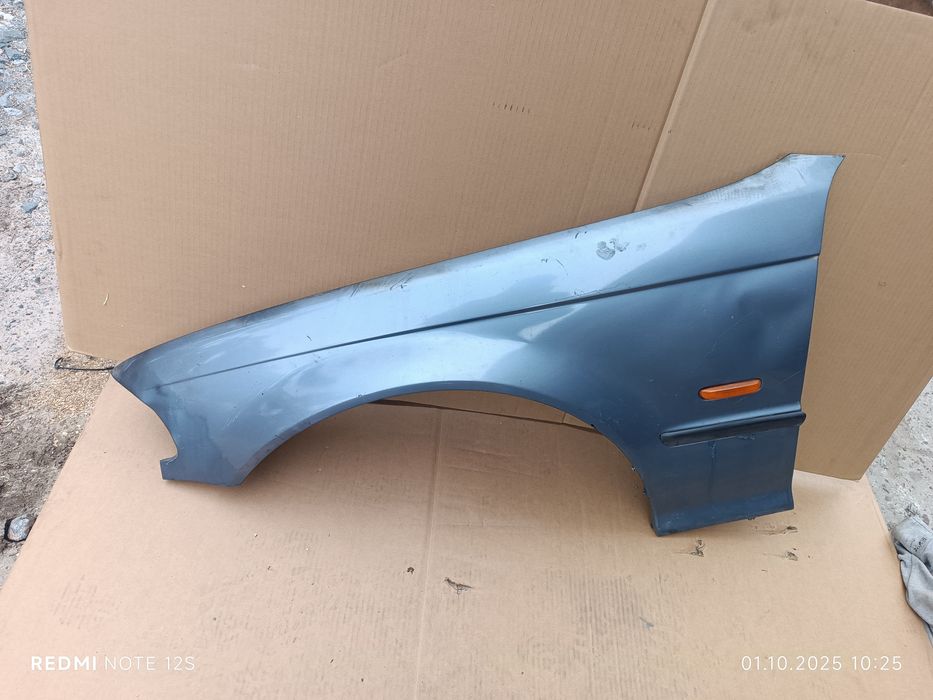 Крило бмв е46 седан оригінал BMW E46 3 series 330