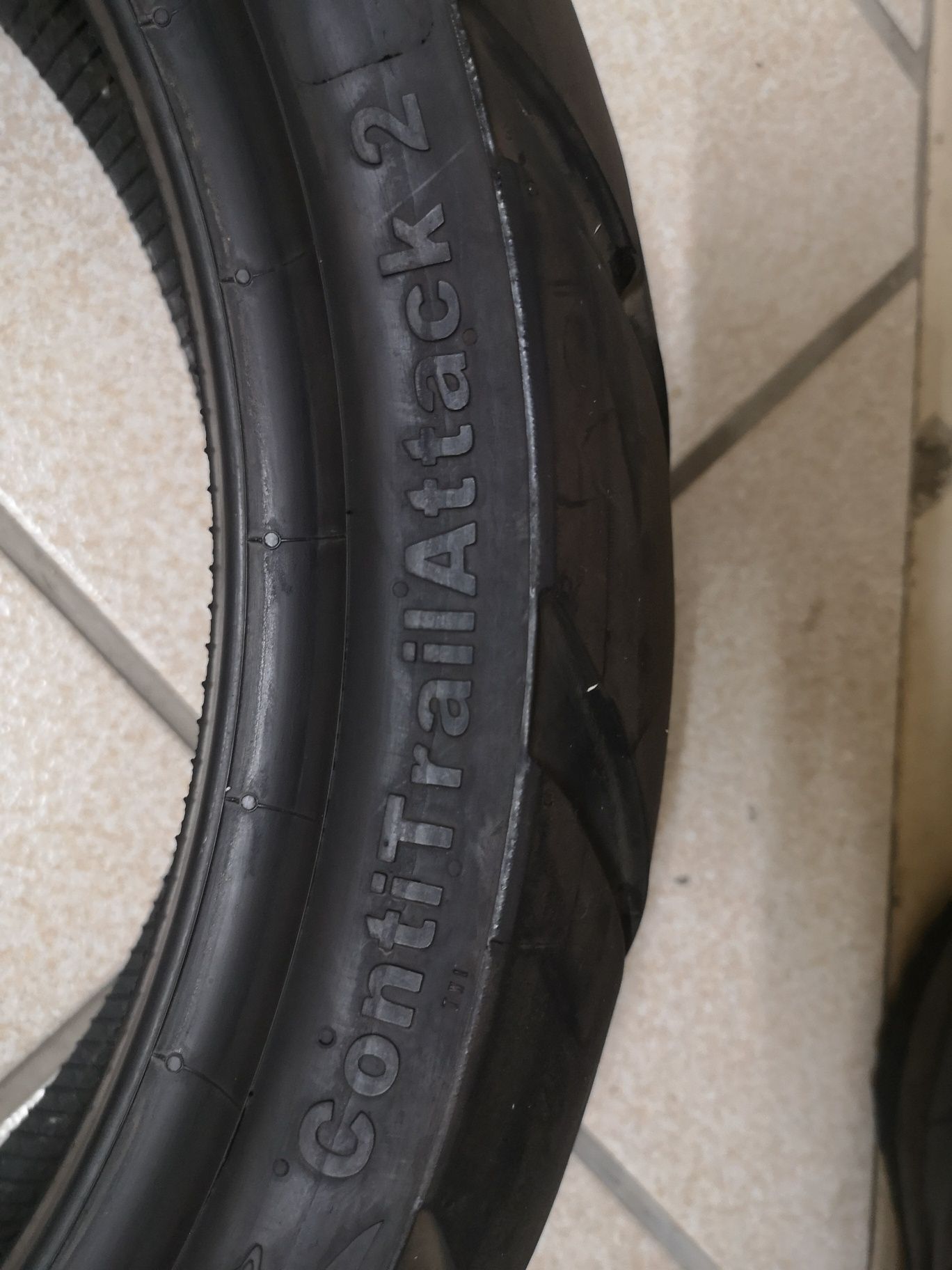 Pneu mota  Continental Trail Attack 2  170/60 /R17 em muito bom estado