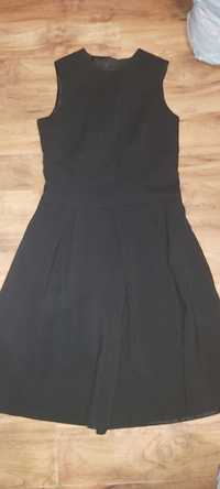 Czarna sukienka ZARA xs