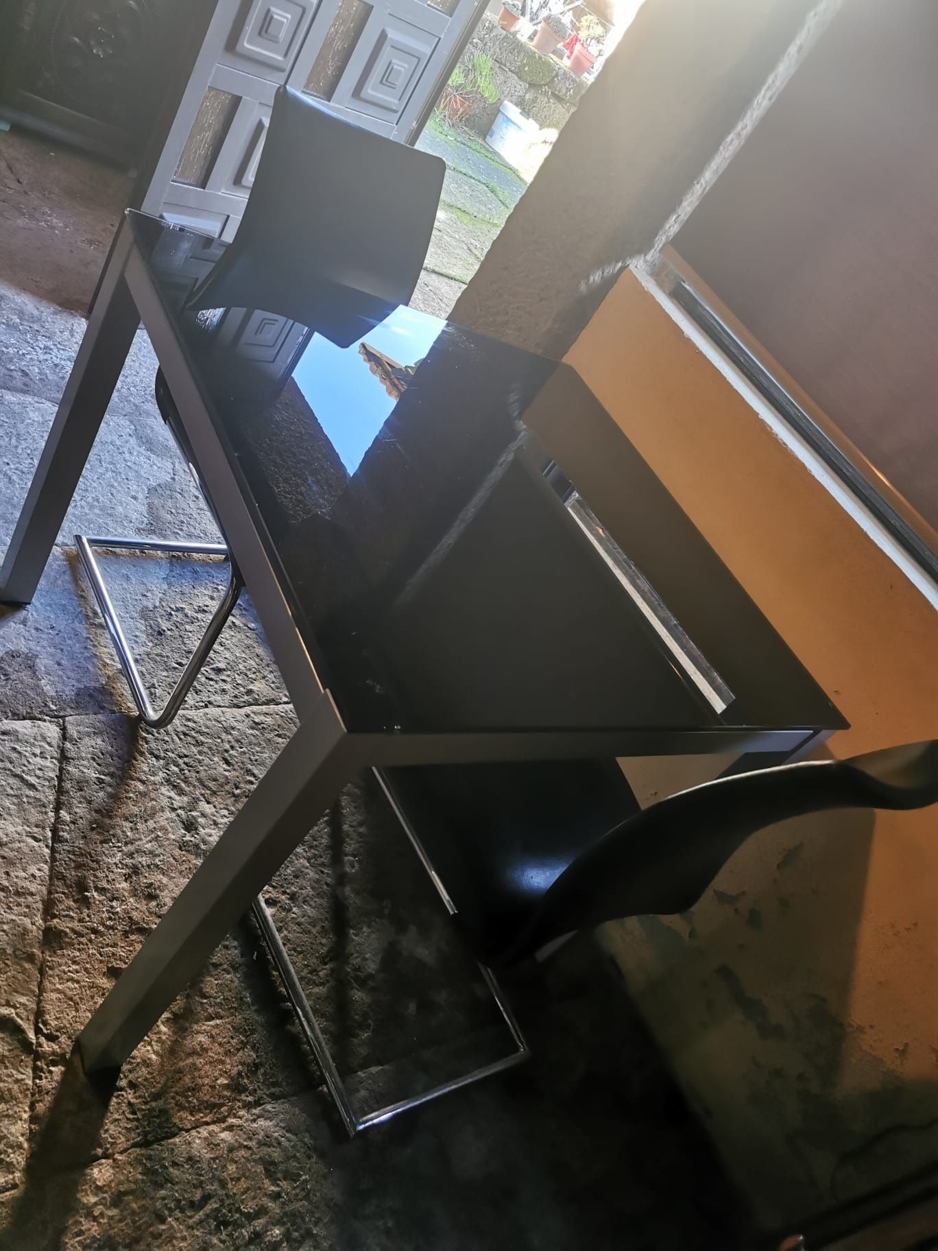Mesa e 4 cadeiras