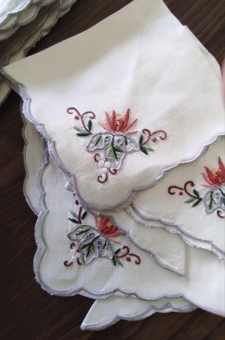 Toalha bordada da Sicília