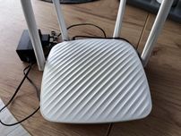 Router WiFi Tenda F9 N600