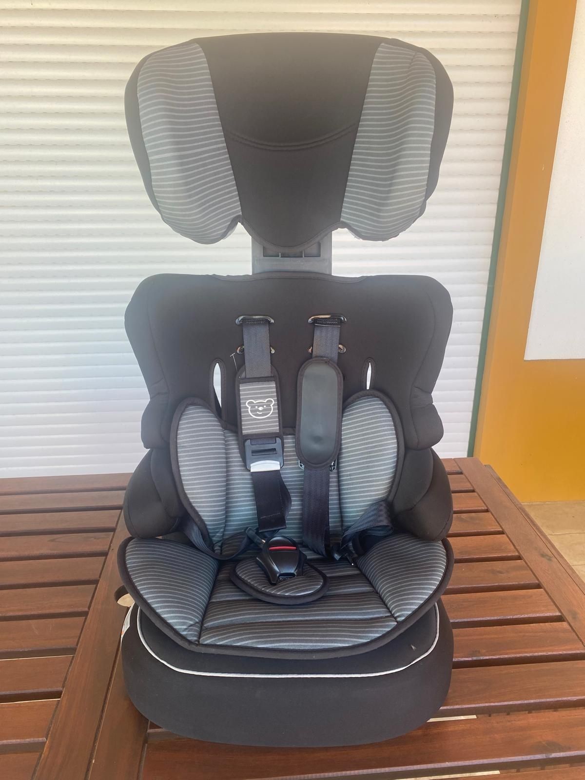 Cadeira auto bebê regulável - excelente estado