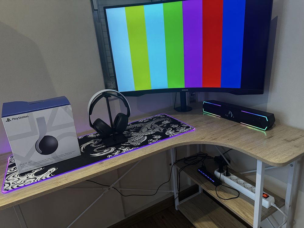Setup Monitor + Mesa + Hesdphone e acessórios