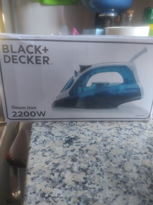 Ferro de engomar Black+Decker 2200W