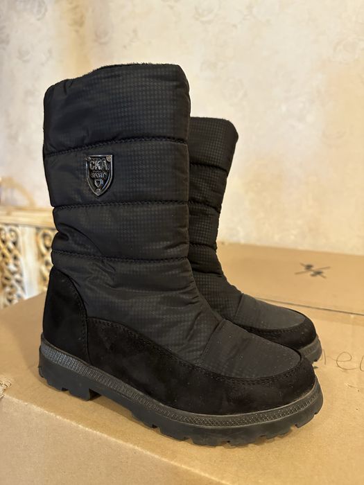 Продам теплі дитячі зимові сапоги на хутрі