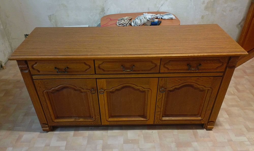 Продам великий комод з дубовими фасадами