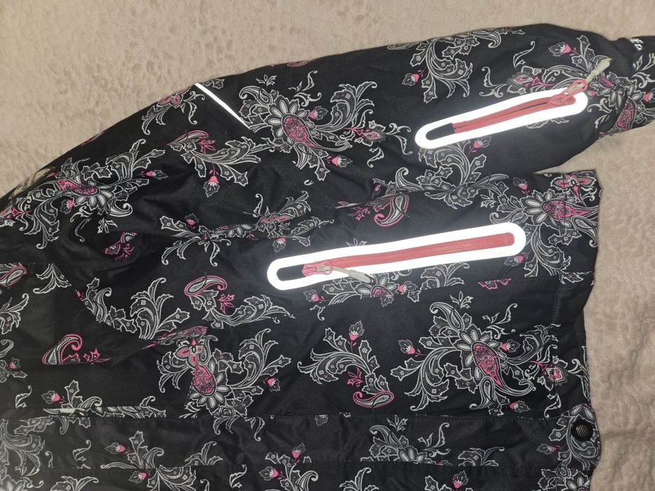 Продам лижну куртку ice peak 36р