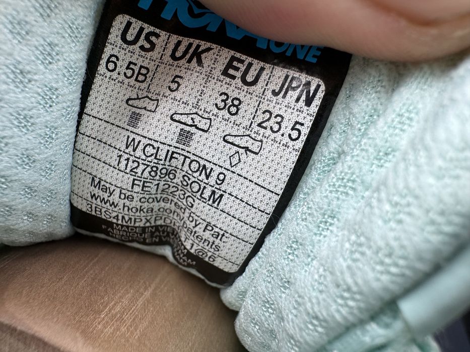 Оригінал Розмір 38 Кросівки Hoka One One Clifton 9 / Взуття
