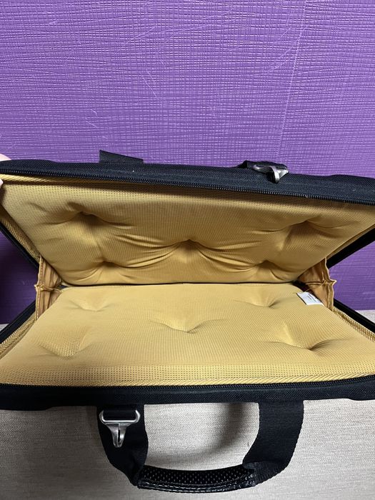 Сумка для ноутбука 15.6 протиударна Samsonite