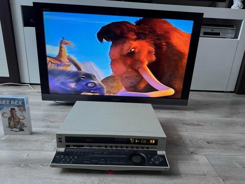Magnetowid VHS Panasonic AG 4700 + oryginalny pilot