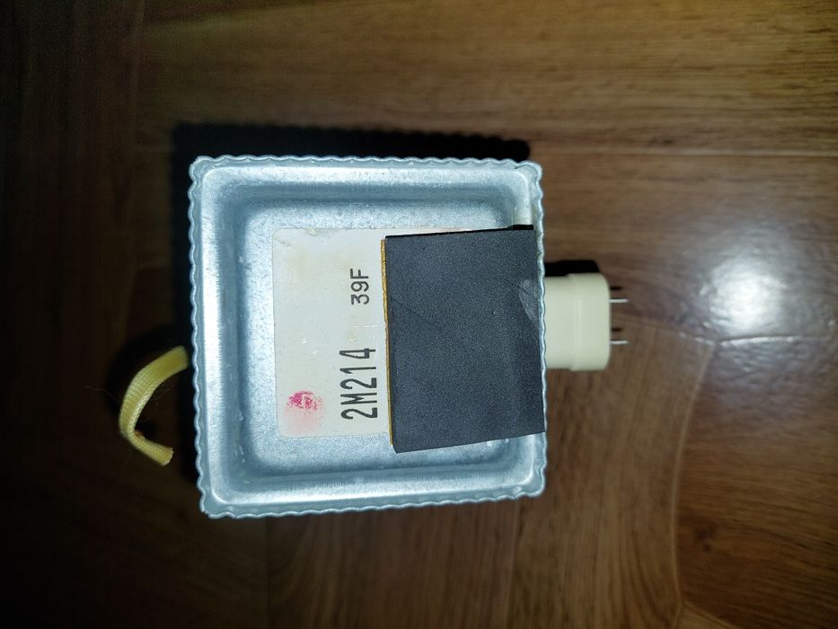 Магнетрон микроволновки LG m214