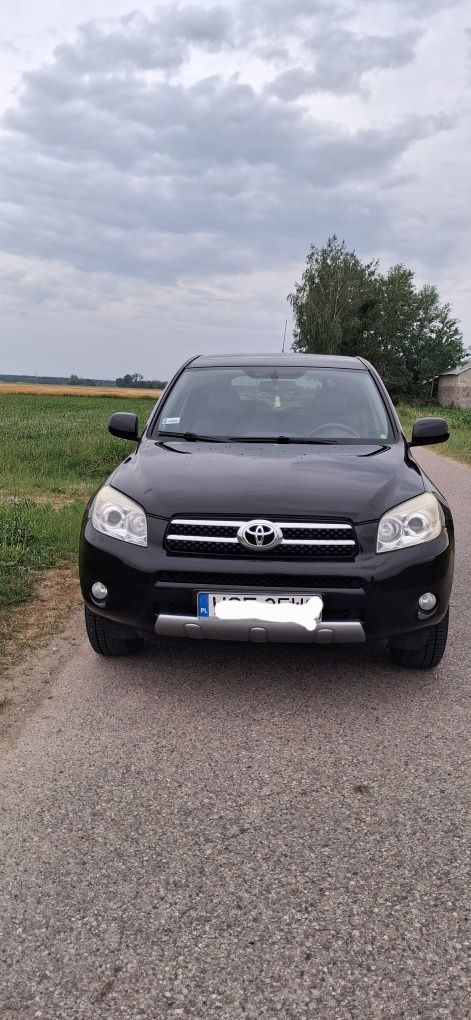 Samochód Toyota RAV4
