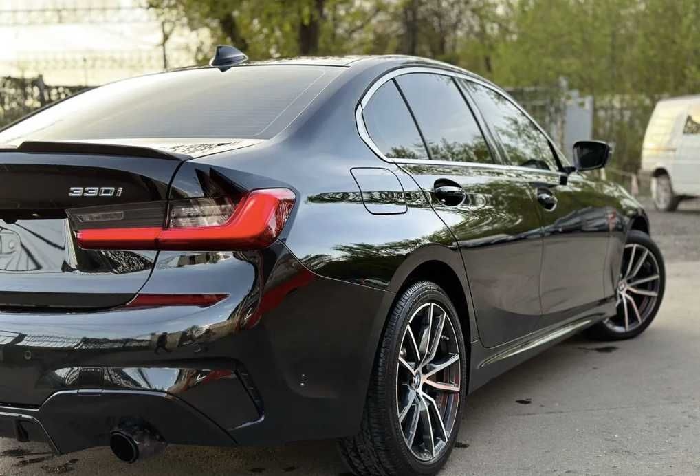 BMW 330  xDrive 2019