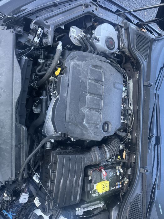 Skoda Octawia 2litr automat Nowa uszkodzona