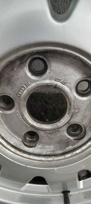 Felgi aluminiowe koła opony Audi A4 B5 15" 5X112 kpl