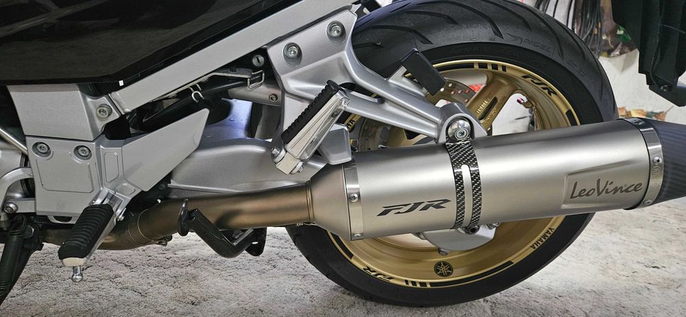 FJR1300 AE, 2014, bardzo zadbana, 3 kufry, elektroniczne zawieszenie.