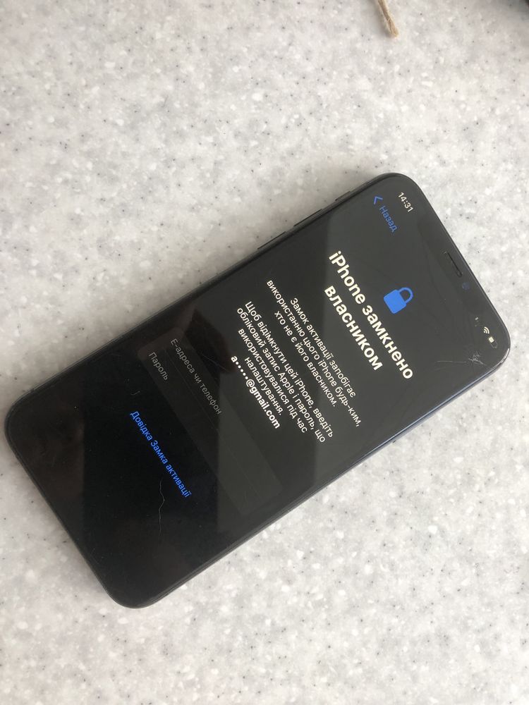 Iphone xs 256gb заблокований