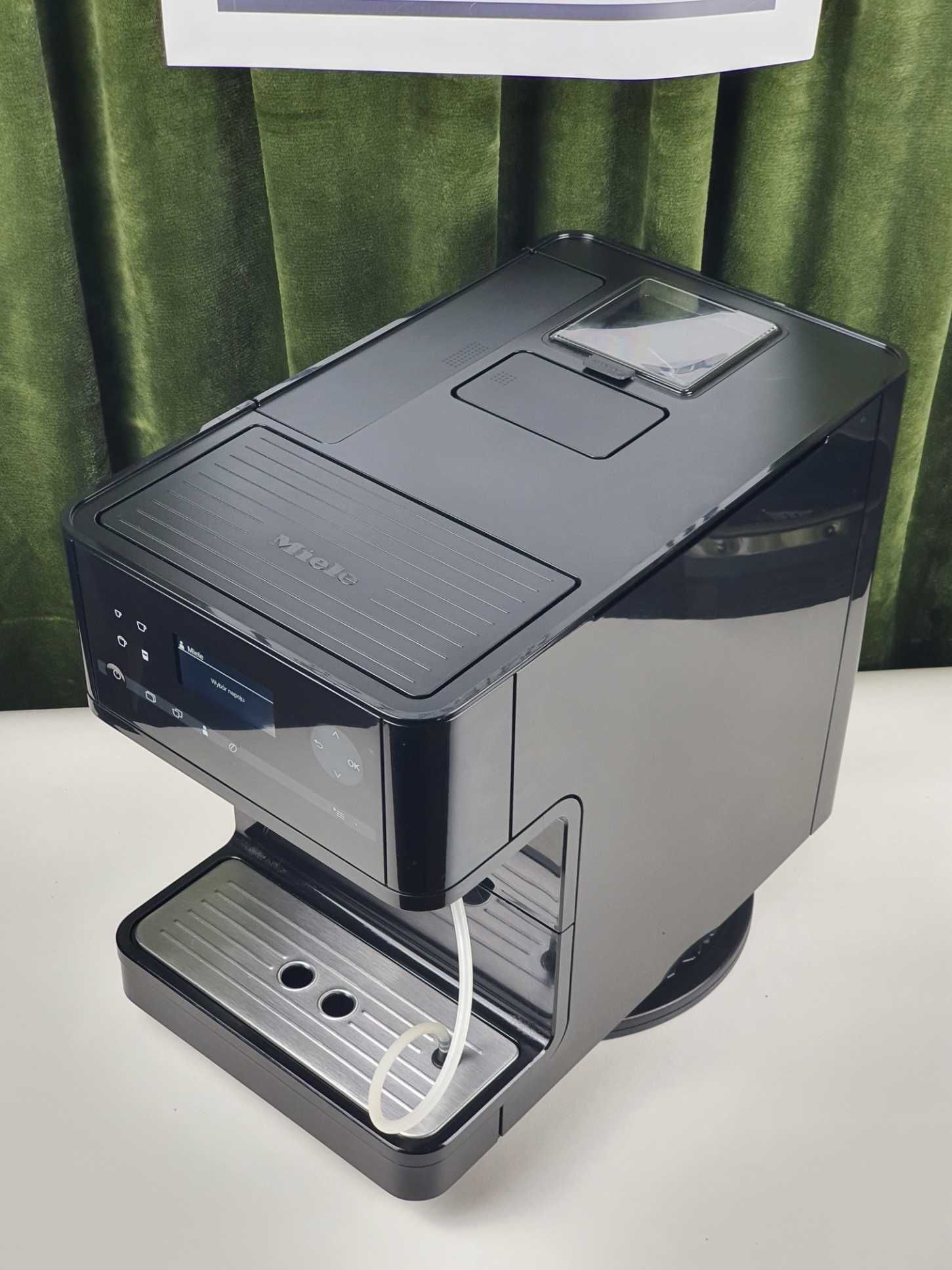 Solidny niemiecki ekspres do kawy Miele CM6150 z gwarancją j. polski