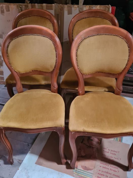 Krzesła 4 sztuki drewniane ludwikowskie
