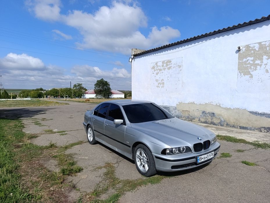 Продам BMW е39 м62б35