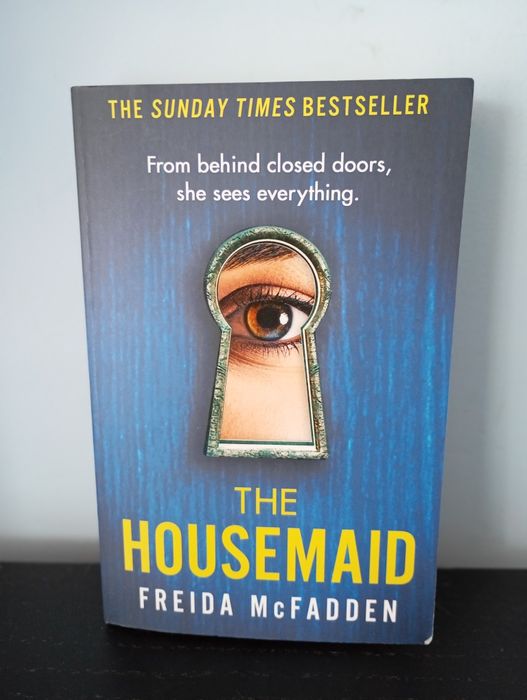Livro " The housemaid"